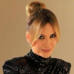 Леся Никитюк впервые показала подарок от жениха-военного на День святого Николая