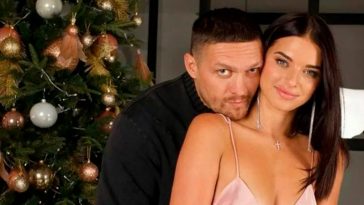 Кадр, наполненный нежности: Усик с женой поразили романтическим фото после светского выхода