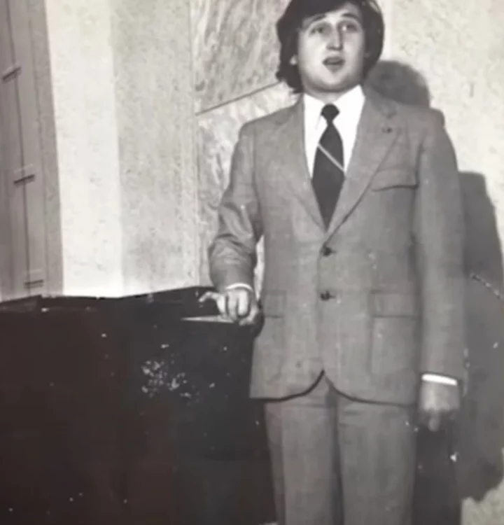 Никогда не пел по-русски, зато его песни знают все: 10 неизвестных фактов о Степане Гиге 7 2096d935a5122d06492635a3c0527e9f1738072489 e1768240519715