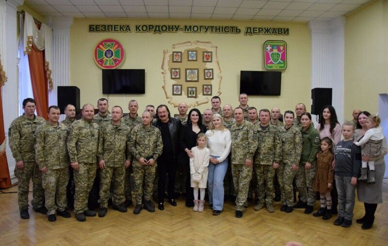 Никогда не пел по-русски, зато его песни знают все: 10 неизвестных фактов о Степане Гиге 10 hrliye 0x0 2048x1301 svlxb7ljjjlwuhpacotb2jqxwugtndpy 1