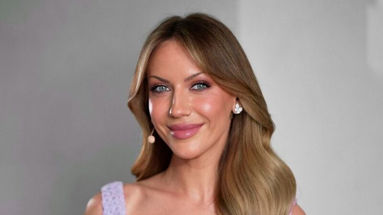 Адреналин, любовь и Карпаты: Леся Никитюк с женихом устроили зимний драйв в горах