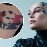 «Он – мой символ свободы»: российская певица Наргиз объяснила, почему набила портрет Бандеры на ноге