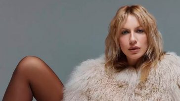 От гламура к генератору: Леся Никитюк покорила сеть домашним луком в шубе, одеяле и шлепках