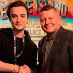 Сын Натальи Сумской получил награду от Залужного в Лондоне