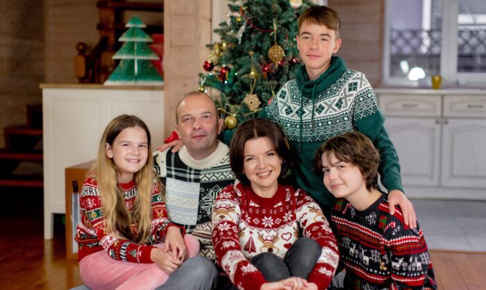 «Ты – любовь моей жизни»: Егор Соболев трогательно поздравил Маричку Падалко с 50-летием 2 Падалко