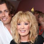 bvdbvjdjvgrnibhsbhcsdcsjbcj 7