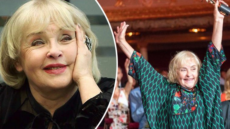 bvdbvjdjvgrnibhsbhcsdcsjbcj