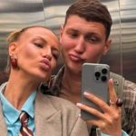 Леся Никитюк тронула моментом, как ее жених-военный проводит время с маленьким сыном