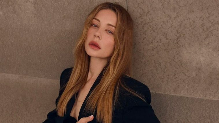 Смелые веревки и ботфорты: Тина Кароль сменила имидж и заинтриговала публику 2 Смелые веревки и ботфорты: Тина Кароль сменила имидж и заинтриговала публику