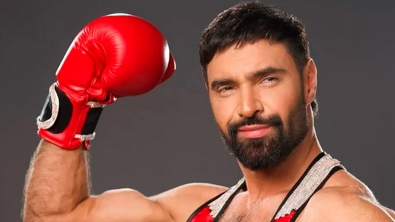 «Папа не сдулся»: воин Виталий Козловский показал идеальный торс после паузы