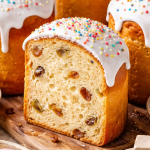 Неожиданный вкус детства: рыхлый кулич на смальце, покоряющий с первого кусочка