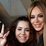 «Мама, ты виновата»: Ани Лорак пожаловалась на требования дочери-подростка