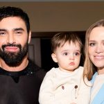 «Мама, идем отсюда…» — жена Козловского рассказала, как 2-летний сын пережил ночной обстрел Киева