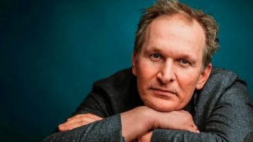 Звезда «Сватов» снова оскандалилась: Добронравов получил награду за поддержку окупантов