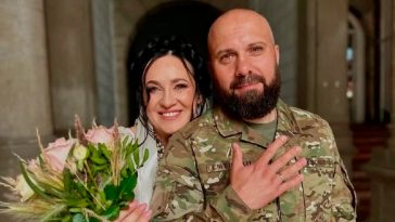 Соломия Витвицкая официально стала женой военного: звездная пара поделилась счастливыми кадрами