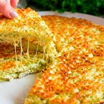 Кабачковые хачапури с сыром и творогом на сковороде