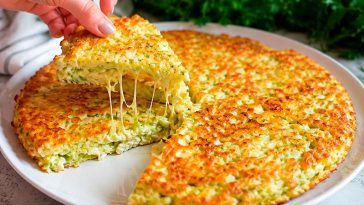 Кабачковые хачапури с сыром и творогом на сковороде
