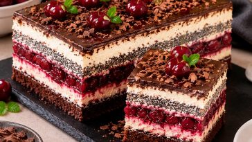 🍒 Торт «Карпатский» — шоколад, мак, вишня и нежный крем! После первого кусочка просят добавку